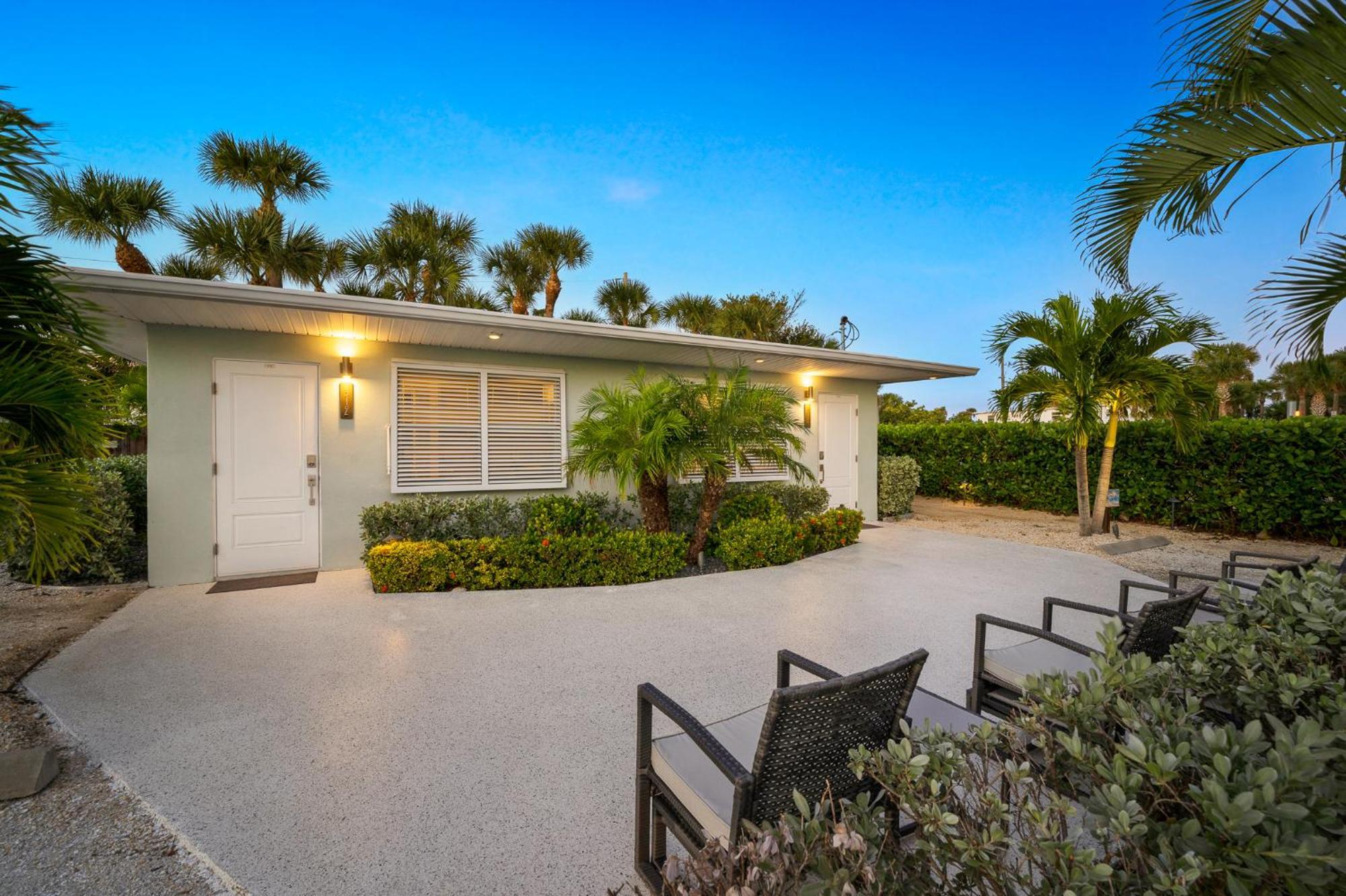 Wonderful Place Wprivate Patio Next To The Beach Cocoa Beach Exterior photo